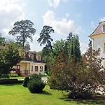 Batthyany Kastelyszallo Отель 4*