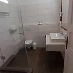 Batthyany Kastelyszallo Отель 4*