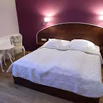 Batthyany Kastelyszallo Отель
