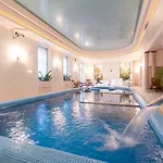 바티야니 카스텔리잘로 호텔 4*