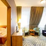 Batthyany Kastelyszallo 4*
