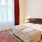 Otel Batthyany Kastelyszallo 4*