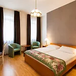 Batthyany Kastelyszallo فندق Zalacsány