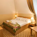 Batthyany Kastelyszallo فندق 4*
