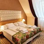 Otel Batthyany Kastelyszallo