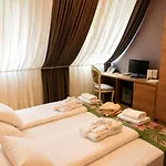 Batthyany Kastelyszallo فندق Zalacsány