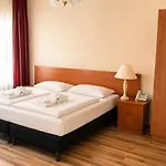 Batthyany Kastelyszallo 4*