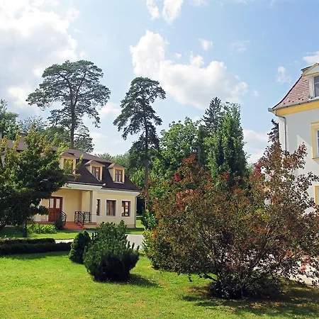 Batthyány Kastélyszálló Hotel 4*