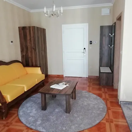 包贾尼城堡酒店 酒店