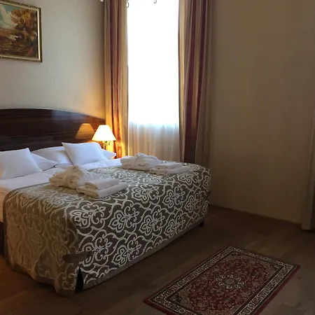 Otel Batthyany Kastelyszallo