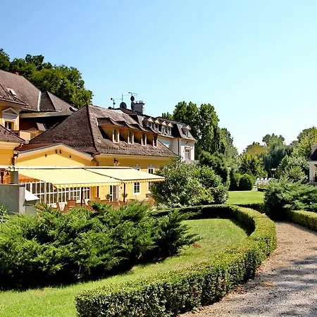 Hotel Batthyány Kastélyszálló