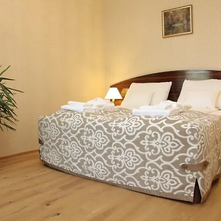 包贾尼城堡酒店 4*