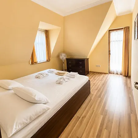 Batthyany Kastelyszallo Ξενοδοχείο 4*