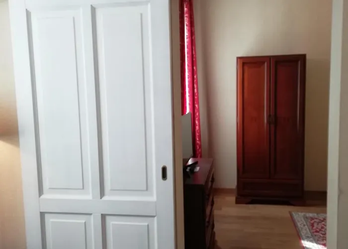 바티야니 카스텔리잘로 호텔 잘레크세니