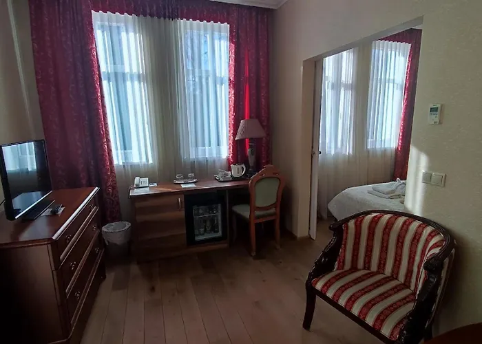 Batthyany Kastelyszallo ホテル 4*