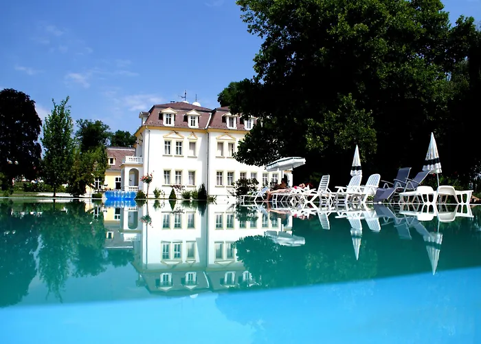 ホテル Batthyany Kastelyszallo