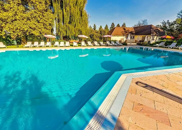 호텔 바티야니 카스텔리잘로