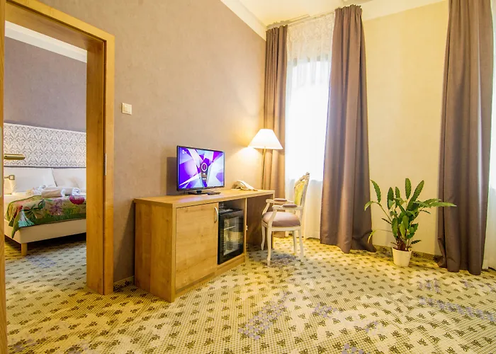 Batthyany Kastelyszallo ホテル 4*